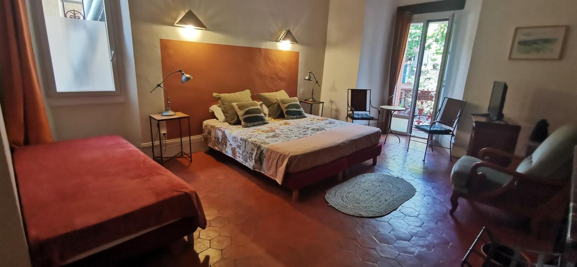 Saint-Saturnin-de-Lucian Le Mimosa B&B 외부 사진